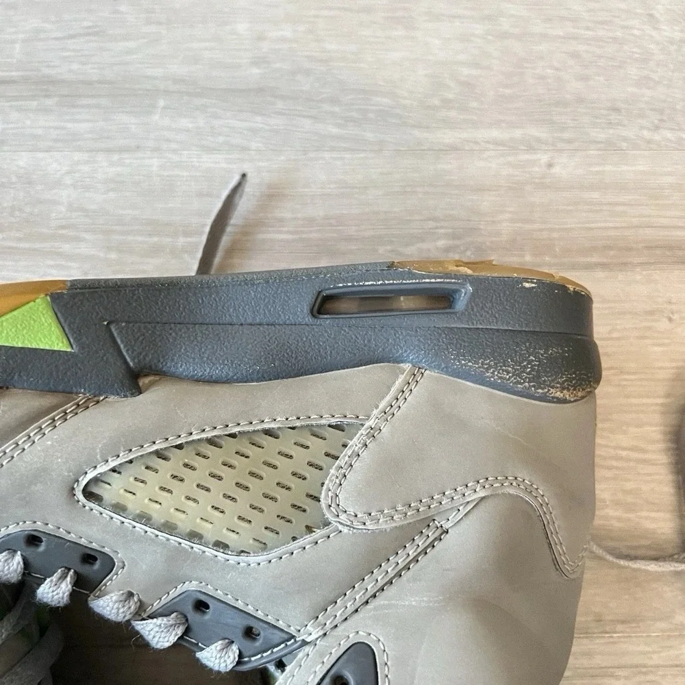 Air Jordan 5 Green Bean GS Size 5Y DQ3734 003 Gray Green Sneakers